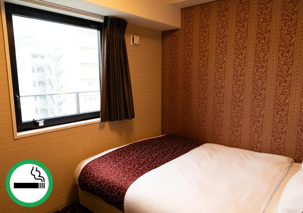 Hotel. Links Namba Ósaka Pokoj fotografie