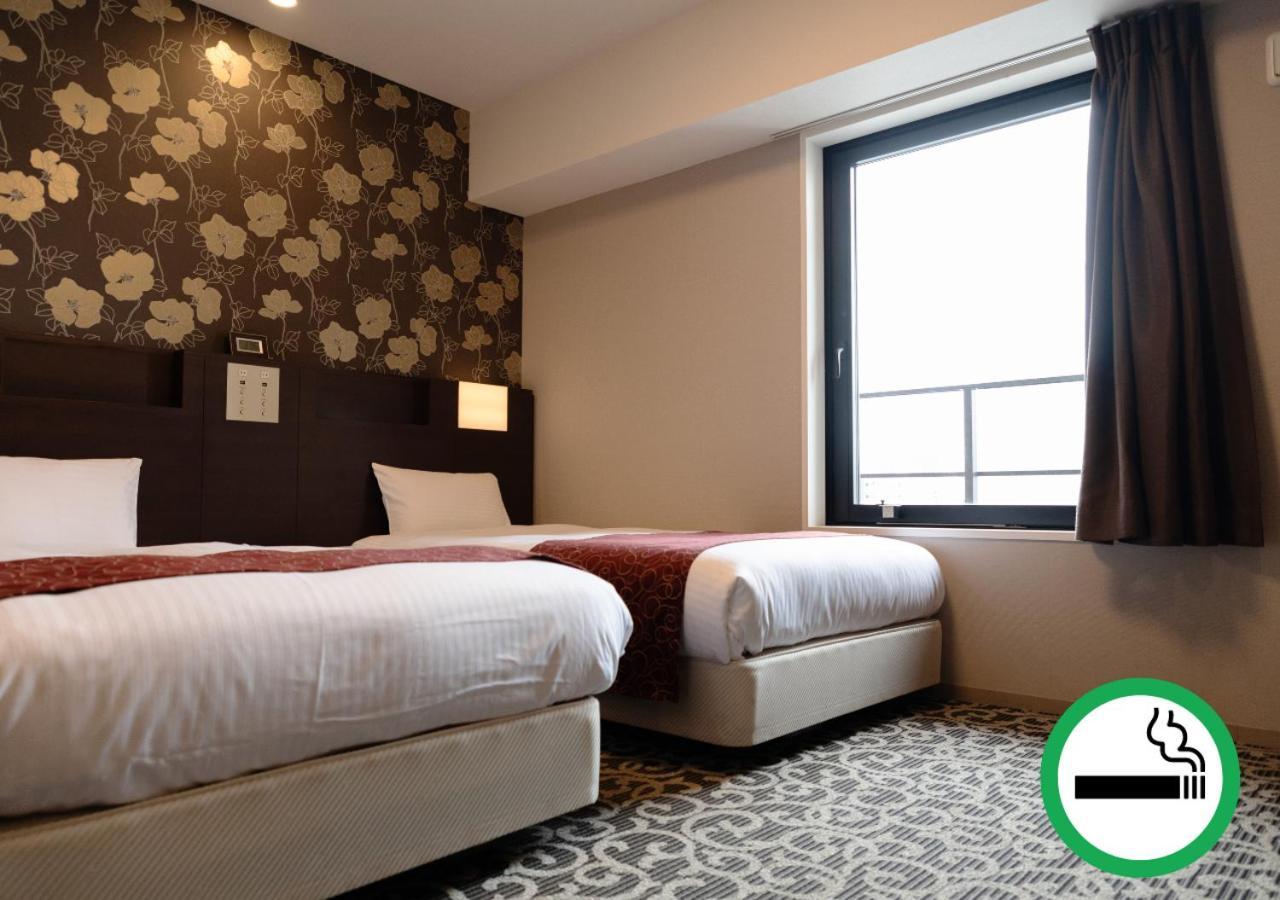 Hotel. Links Namba Ósaka Pokoj fotografie